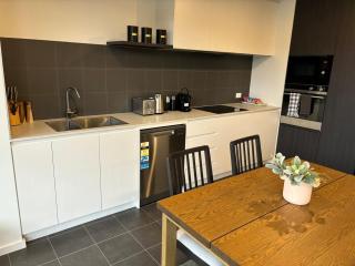 Braddon-CBD-2 Bedroom Apt - Canberra - 5