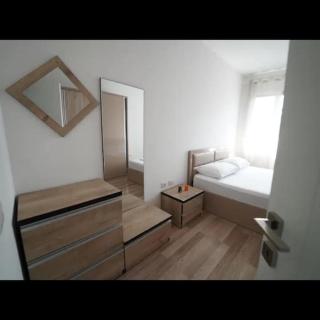 The Urban Nest Apartment - Tirana - 9