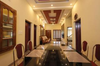 Pleasant Holiday Inn - Narakal - 9