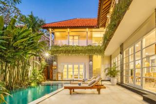 Villa Milano - Private 6 BDR Villa in Seminyak, prime Location, Pool & Garden - Canggu - 3