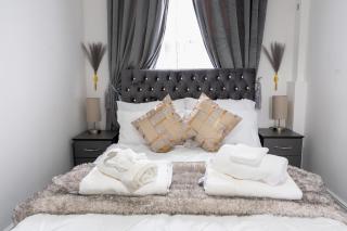 HighEnd Luxury Design Apartment - 0