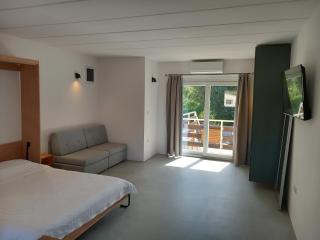 Fully Renovated Studio Apartment Pula Stinjan near the Beach - Pula - 6
