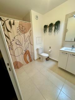 Studio moderne et tout équipé, proche du RER, Paris & aéroport d'Orly en 20 min, lit bébé sur demande - 6