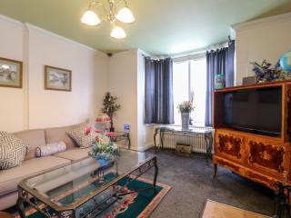 Peak House - Newark upon Trent - 7