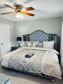 Find your home away from home in our delightful 4 bedroom space - 3