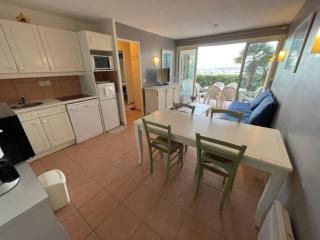 Appartement T3 belle terrasse avec vue sur le port de la Coudouliere - Six-Fours-les-Plages - 9