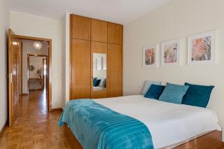 JOIVY Stylish City Centre Flat with Parking - Maia - 5