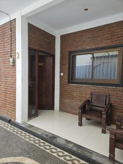 Alam Sutra Guest House - Uluwatu - 3