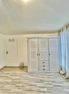 Maison spacieuse de Lila avec 3 places de parkings - Crèvecoeur-le-Grand - 2