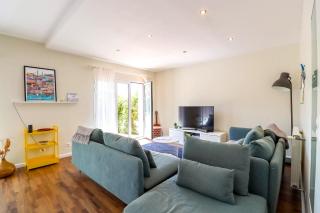 Copa Cabanas - House in Quiet Area with Patio - Viana do Castelo - 3