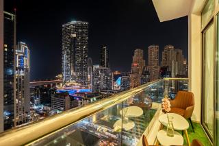 Elite Waterfront 3BR Haven with Marina and Sea Views - Dubai - 7