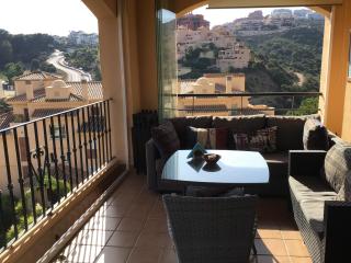 Princess Park Apartment with 3 Bedrooms - Sitio de Calahonda - 6