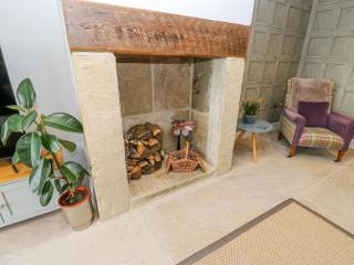 Black House Cottage - 6