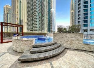 Luxury OneBedroom Apartment next to Barasti Beach - Dubai - 6