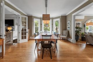 Luxurious Hidden Gem in the Heart of Manchester Center - 3