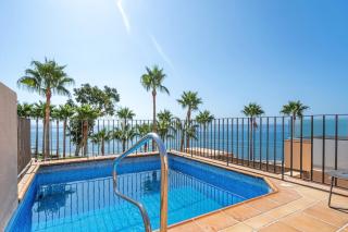 Beautiful Beachfront Apartment - Estepona - 9