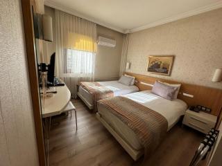 Sultan Hotel-Restaurant-Bistro - 3