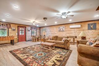 North Georgia Mtn Escape with Hot Tub and Games! - Sautee Nacoochee - 0
