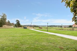 Trendy & Central Stockholm Apt - 9