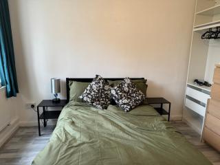 Well-Presented 1BD Flat Heart of East London - Londra - 1