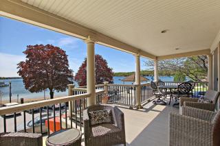 Wrigley Beach House - Great Views of Lake - 2nd Floor - Balcony - Steps to Beach & Shopping - Parking - Lake Geneva - 0