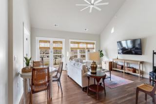 Fontana Harbor 168 - Balcony - 7 Min Walk to Beach - New Condo Building Next to The Abbey Resort - Lake Geneva - 0