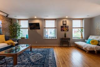 The Downtown Trifecta - Large & Unique Lodging - Perfect for Group Stays - Main St - Parking Included - Lake Geneva - 7