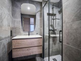 Appartement moderne, proche des pistes avec 2 chambres, Wi-Fi et parking à Courchevel Le Praz - FR-1-568-50 - Courchevel - 2