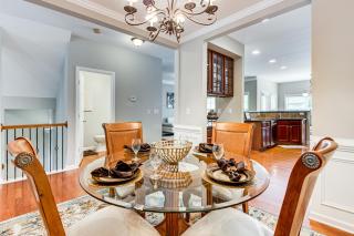 3 Mi to Avalon Townhome with Balcony in Alpharetta! - Alpharetta - 3