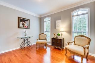 3 Mi to Avalon Townhome with Balcony in Alpharetta! - Alpharetta - 1