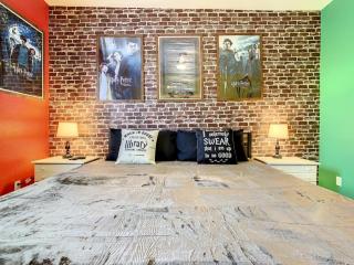 C2785-203-Windsor Hills Resort Free Water Park Themed Rooms - 4