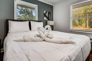 Atlanta Dream Villa- Amazing Pool Secluded 2 acres - Atlanta - 3