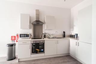 Stylish 2 Bed Apartment in Waterloo Liverpool - Liverpool - 9