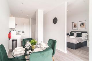 Stylish 2 Bed Apartment in Waterloo Liverpool - Liverpool - 1