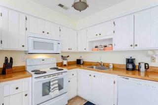 Serenity by the Sea Private Beach Pets Welcome - 7