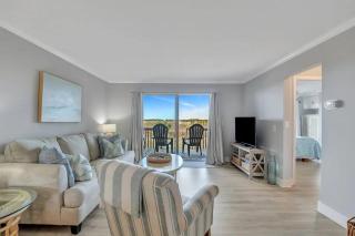 The Salty Breeze - Ocean Front 1 Bedroom - St. Helena Island - 9