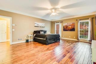 Atlanta Escape Stunning 5BR with Dream Pool - Conyers - 3