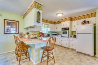 Delaware Vacation Rental Walk to Lake Dardanelle! - 1