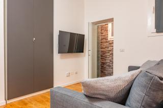 Exclusive Led House Garibaldi FS - Milan - 4