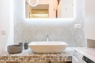 Exclusive Led House Garibaldi FS - Milan - 2