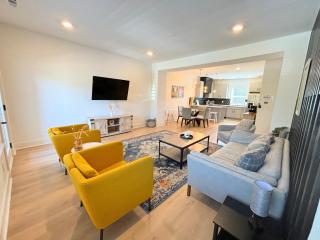 3BR Game Room Sleeps 10 Near Opry & Broadway - 3