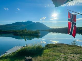 Fairytale STAYcation - JACUZZI, BOAT & SAUNA - 9