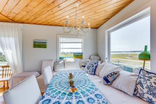 Walk to the Beach Pet-Friendly Gem in Biddeford! - Biddeford - 7