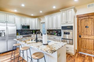 Mtn-View Home with Public Land Access in Guffey! - 2