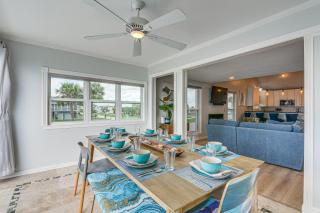 Walk to Pirates Beach - Luxe Galveston Home - 2