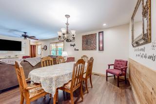 Honey Hive Hideaway - Gatlinburg - 3