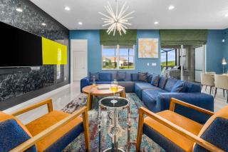 Trendy Villa with Treehouse BR, Arcade & Game Loft - 7
