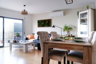 Spacious terrace, swimming pool, private parking - Olhão - 2