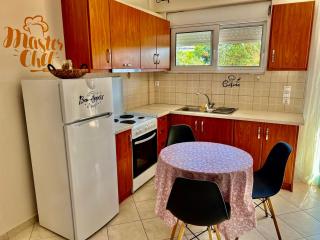 Cosy garden studio near the sea of Chalkis - Kánithos - 7