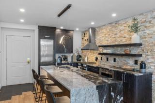 Most Luxurious1Br in town And steps to the Gondola - 5